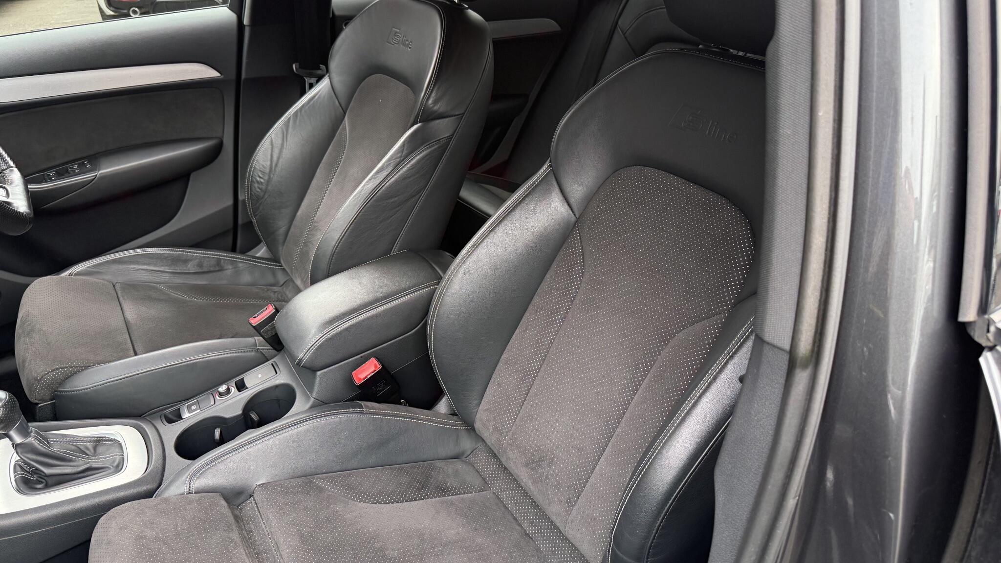 Audi Q3 view 36