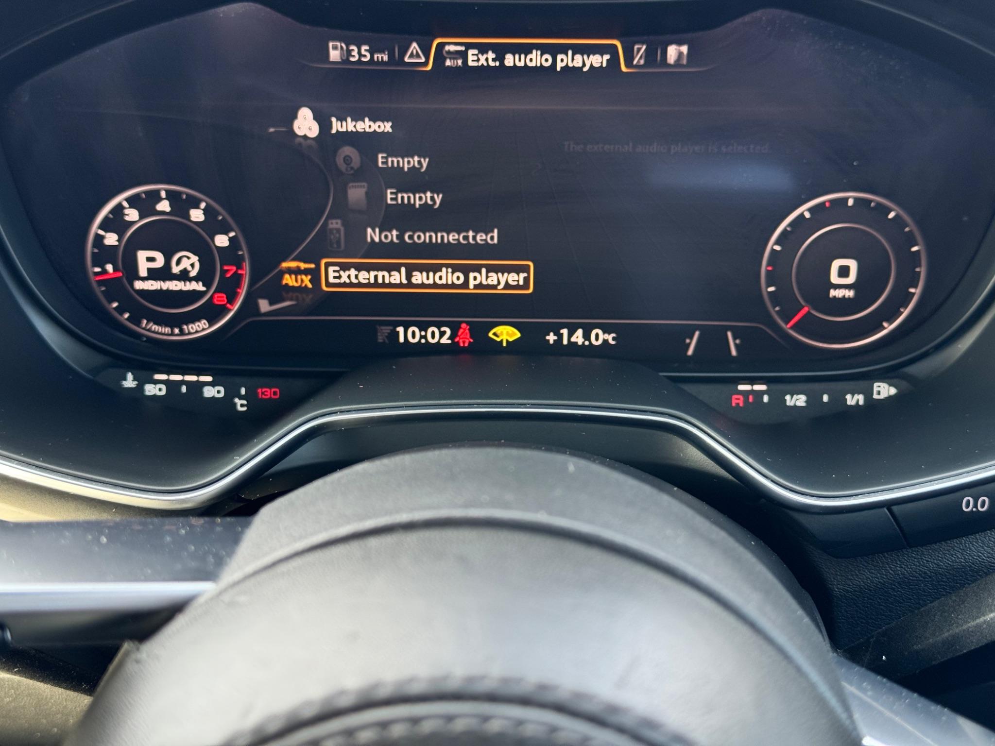 Audi TT view 29