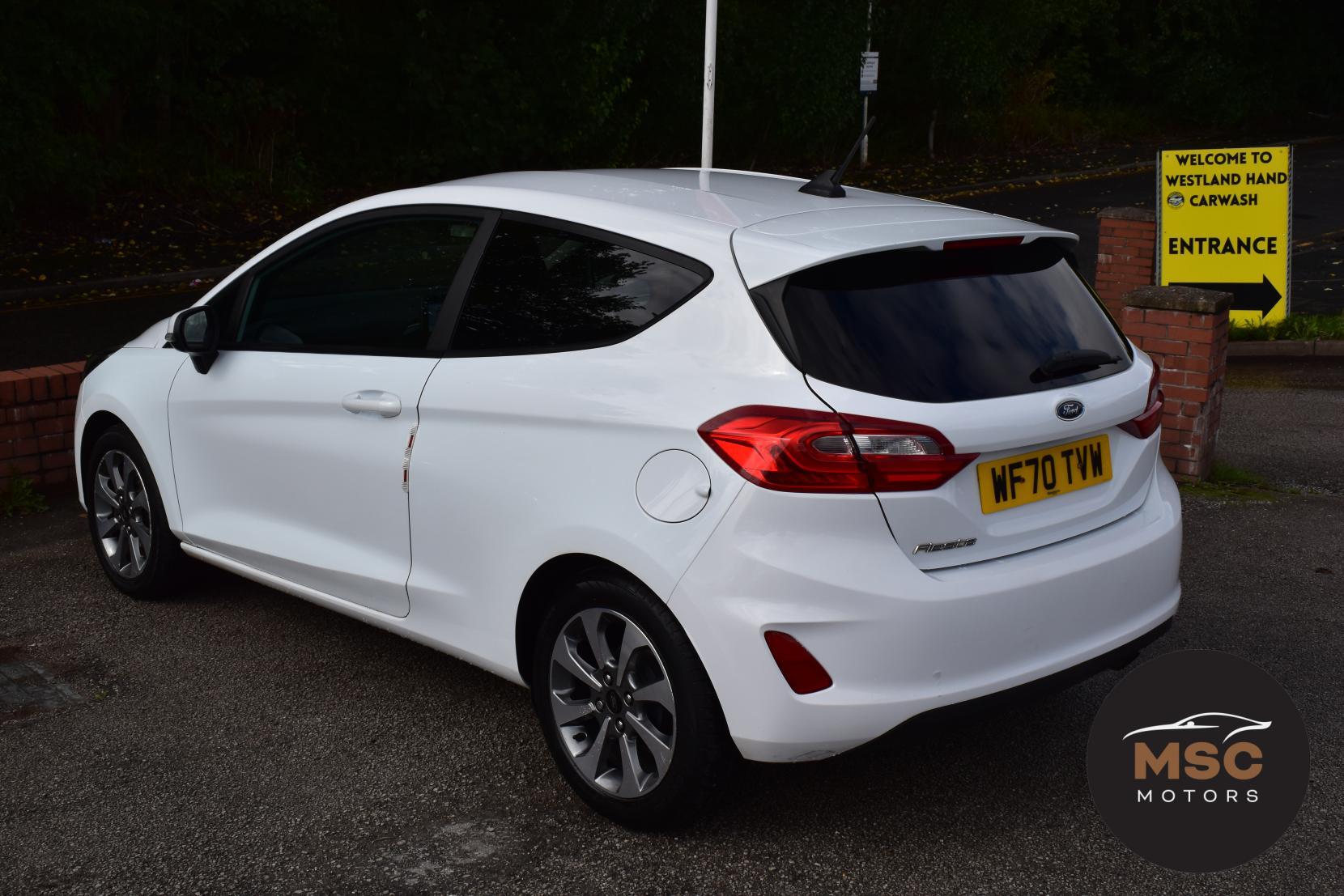 Ford Fiesta view 13