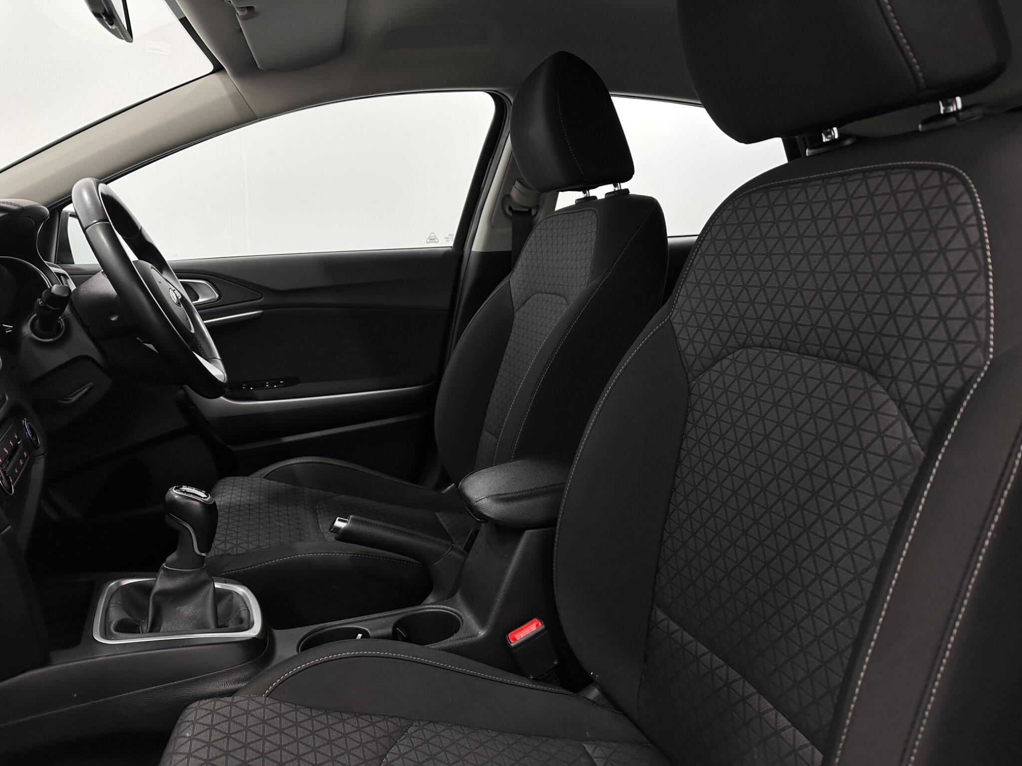 Kia Xceed view 32