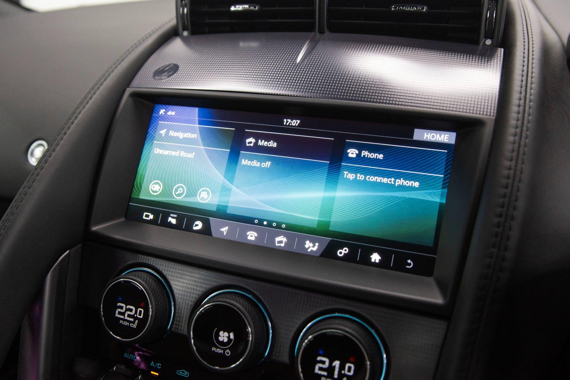 Jaguar F-Type view 37