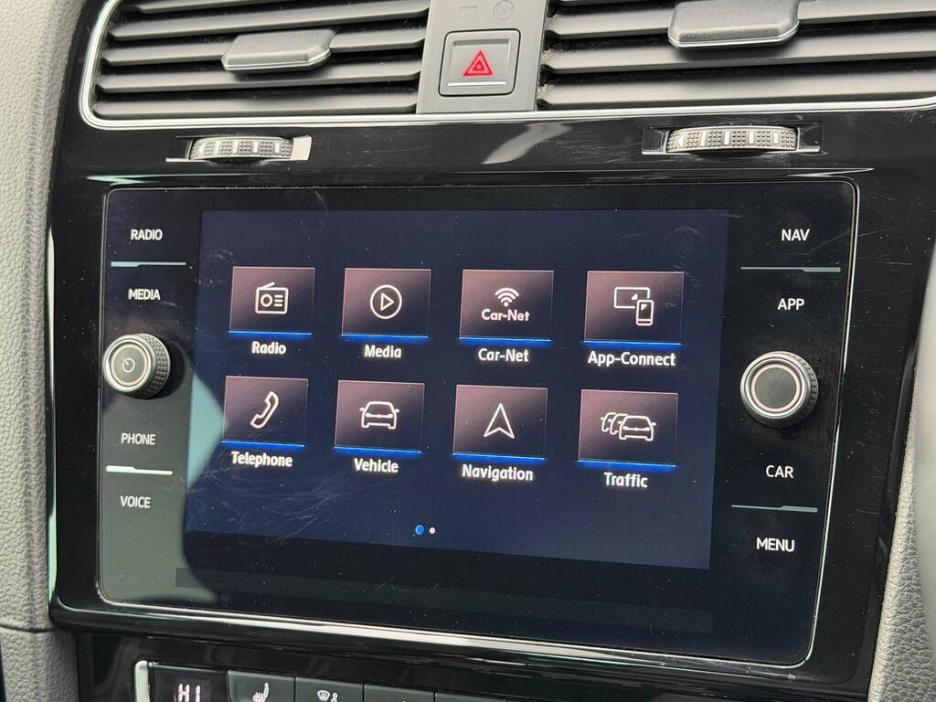 Volkswagen Golf view 28
