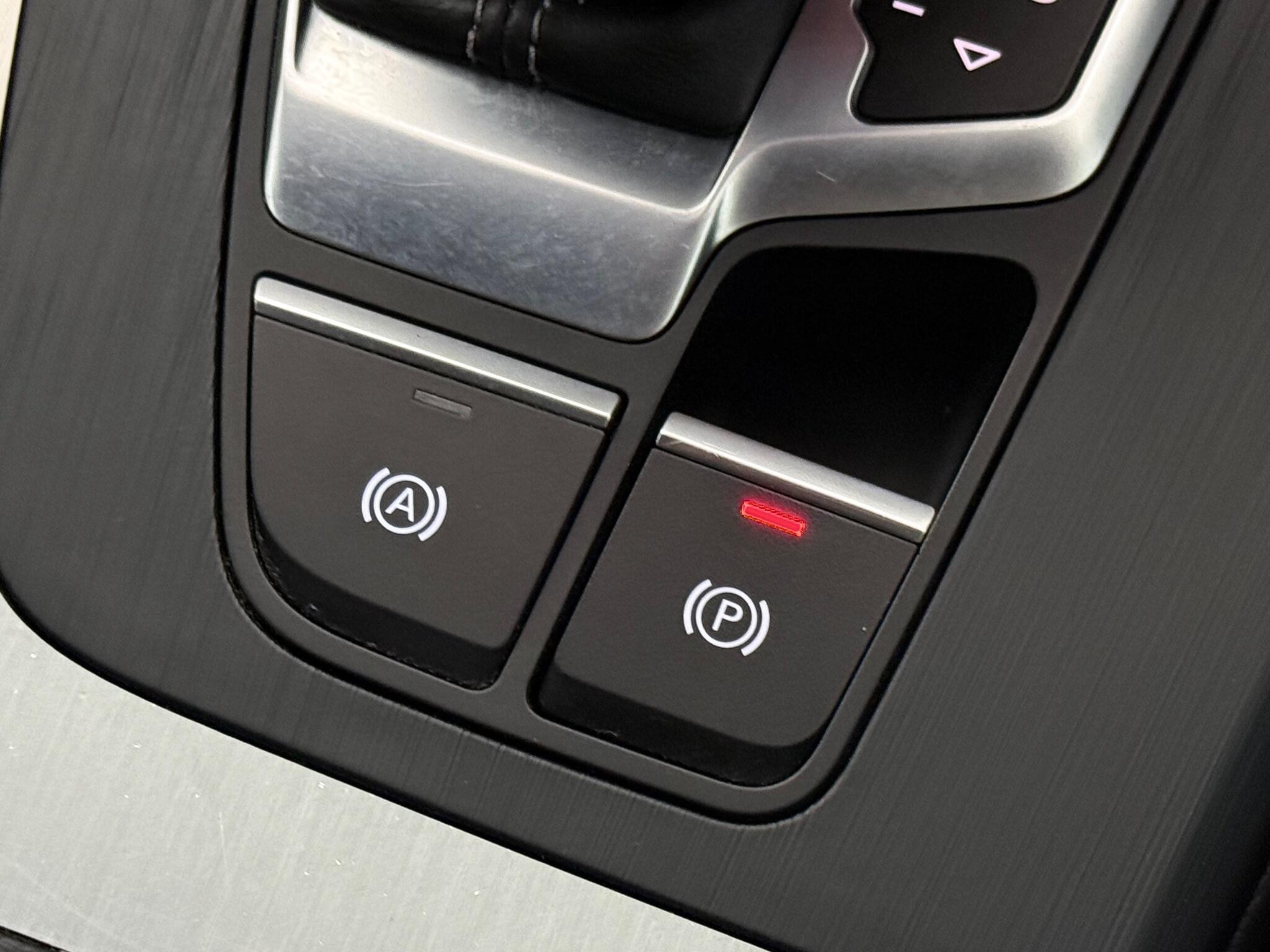 Audi Q5 view 38