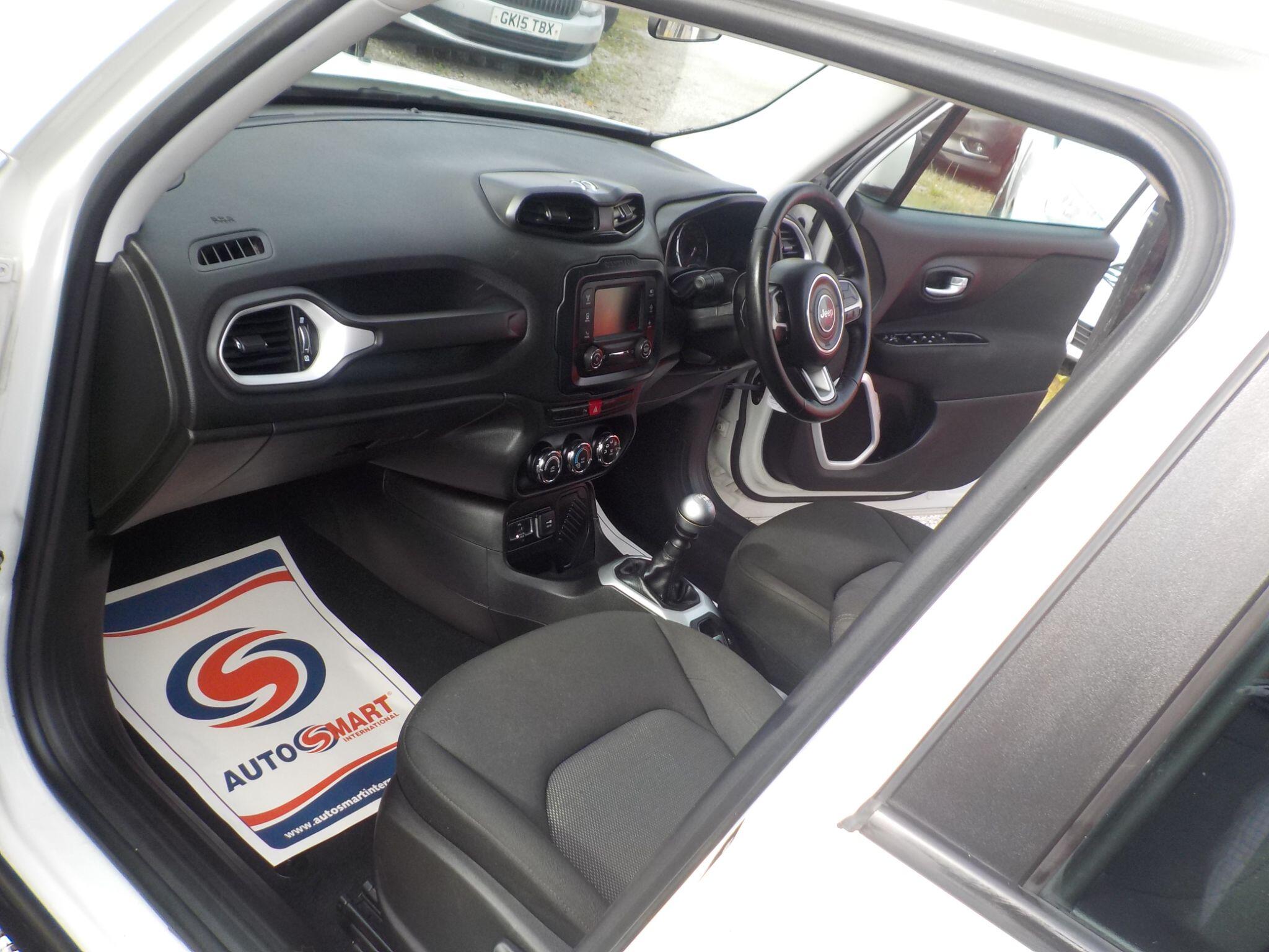 Jeep Renegade 1.4T MultiAirII Longitude Euro 6 (s/s) 5dr
