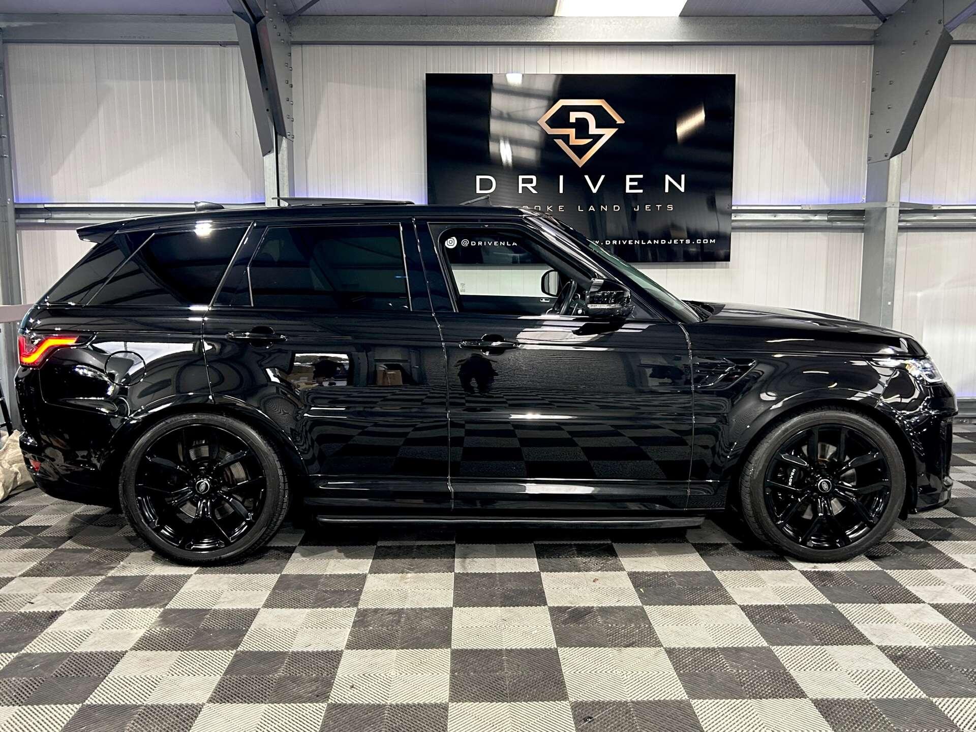 Land Rover Range Rover Sport view 15