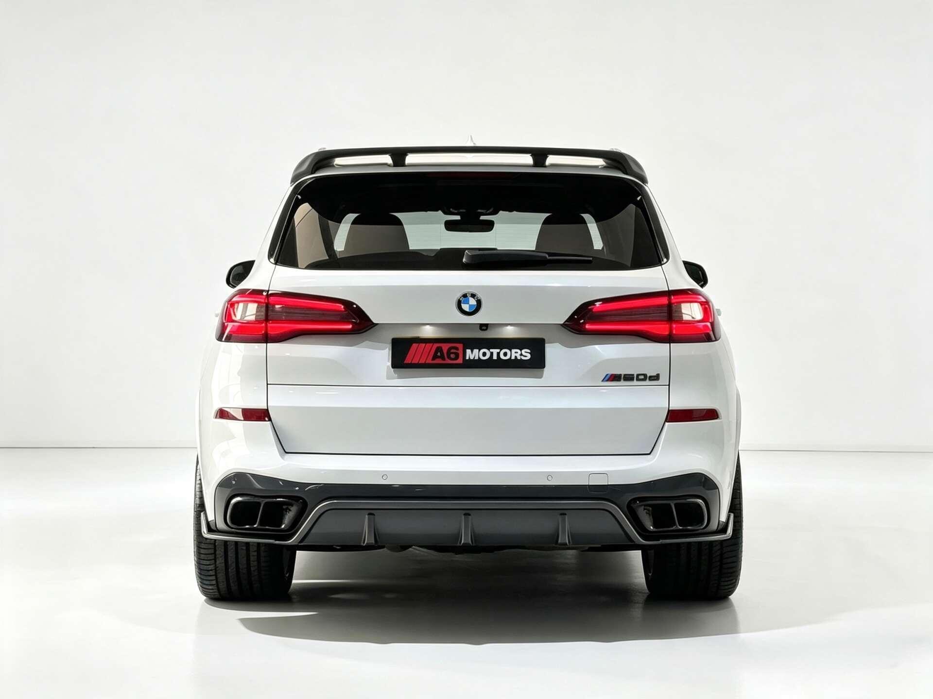 BMW X5 view 11
