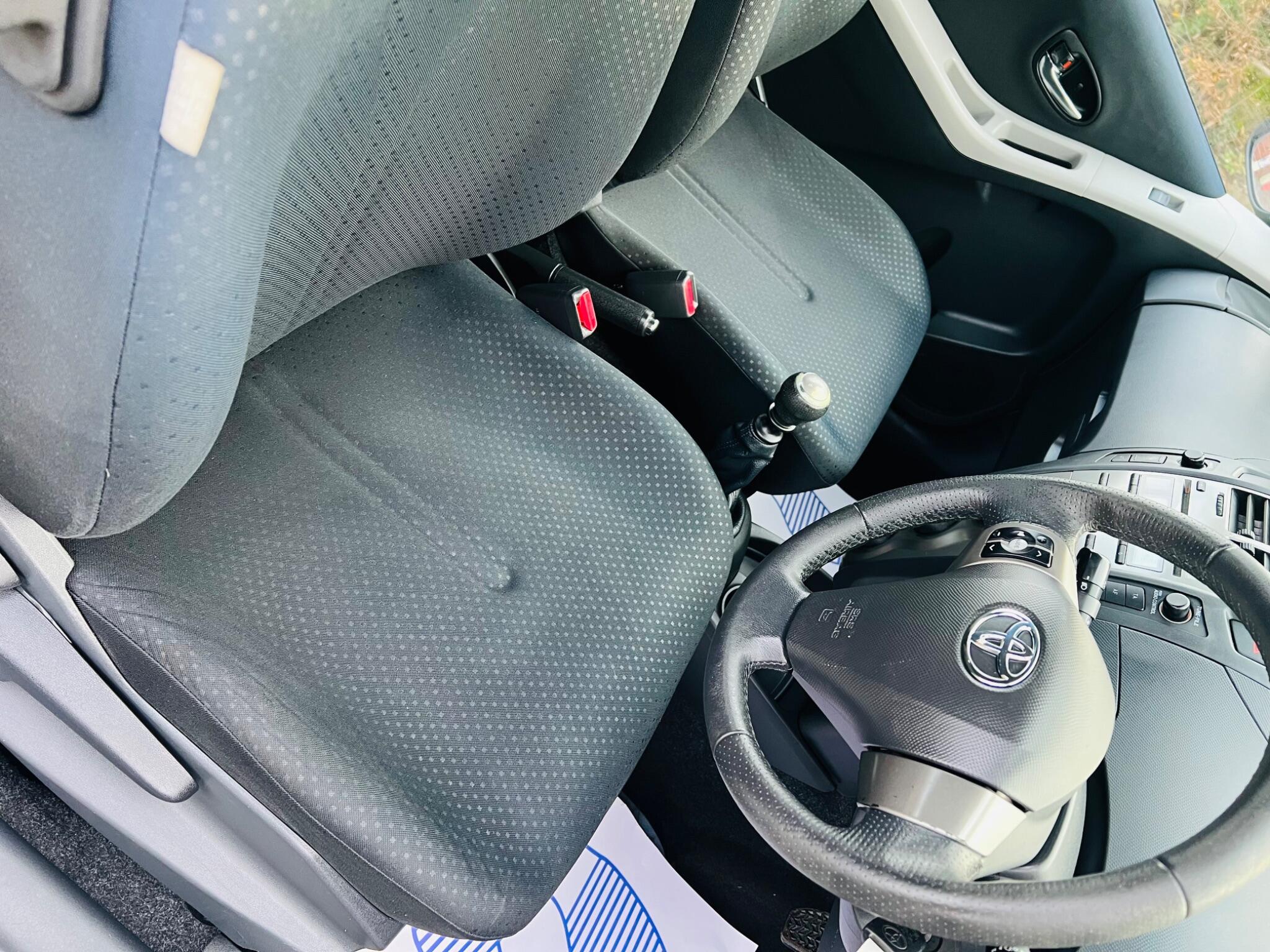 2010 Toyota Yaris 1.33 Dual VVT-i TR Euro 4 (s/s) 3dr • 91,593 miles image 34