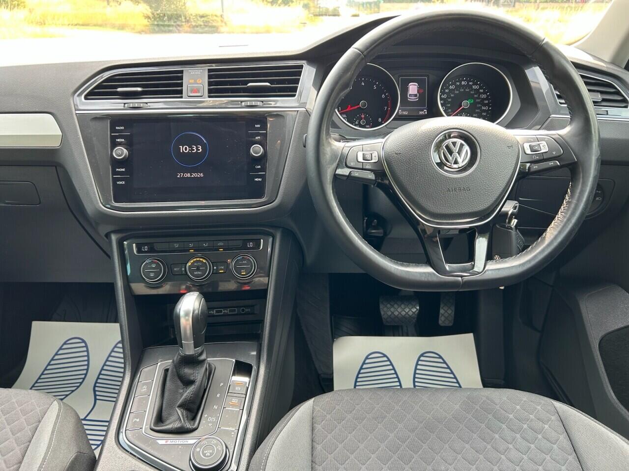 Volkswagen Tiguan view 26