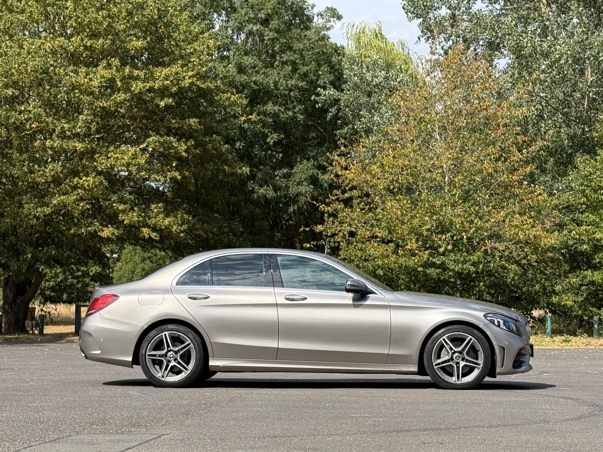 Mercedes-Benz C-Class view 16