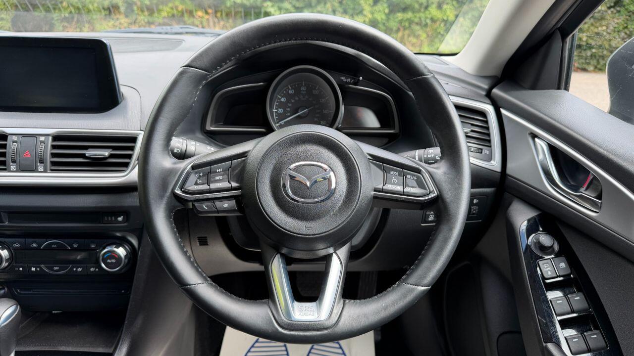 Mazda Mazda3 view 15