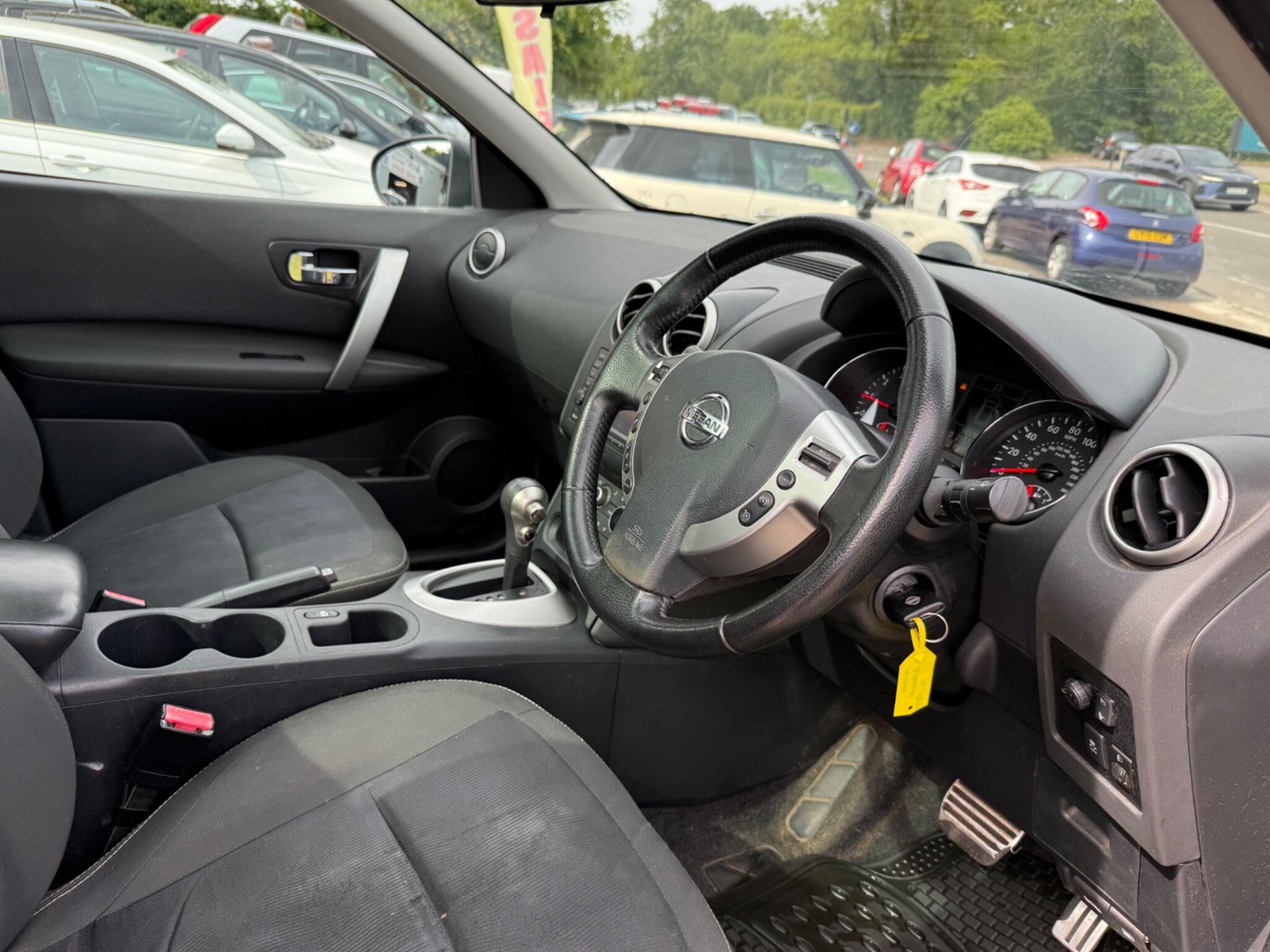 Nissan Qashqai view 18