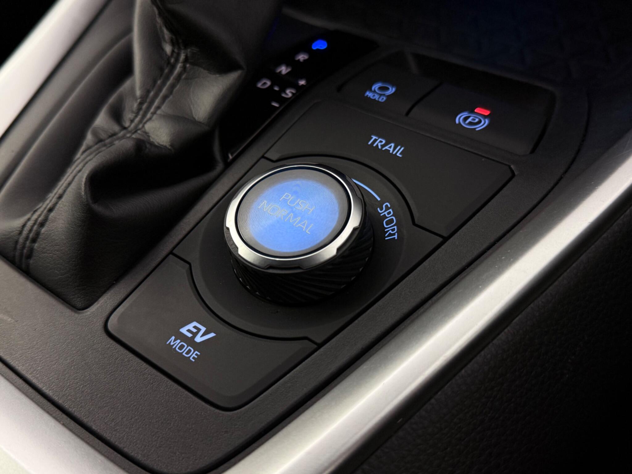 Toyota Rav4 view 21