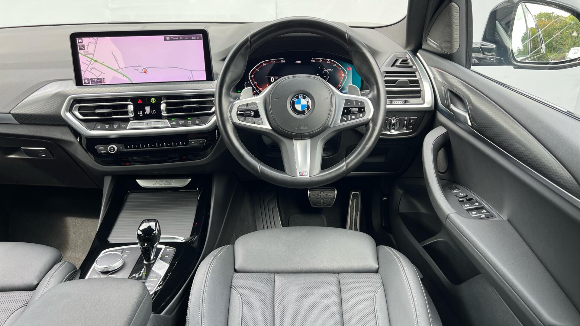 BMW X3 view 5