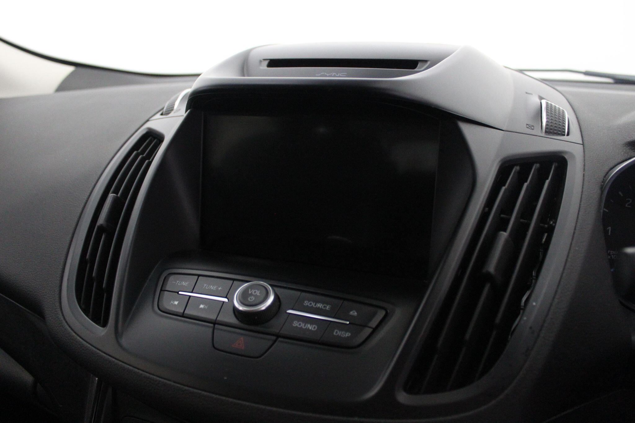 Ford Kuga view 35