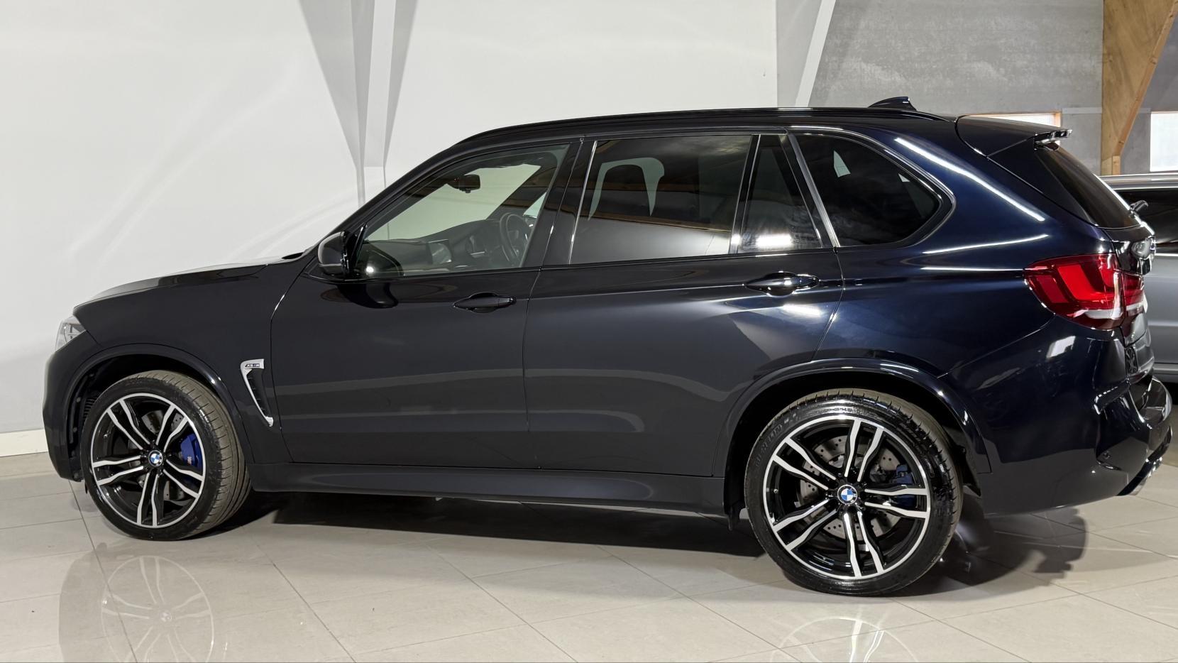 BMW X5 X5 view 16