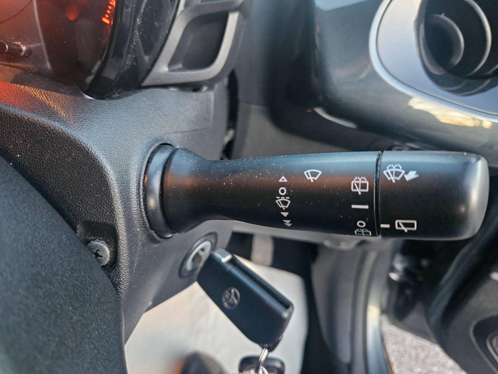 2018 Toyota AYGO 1.0 VVT-i x-press Euro 6 5dr • 14,600 miles image 30