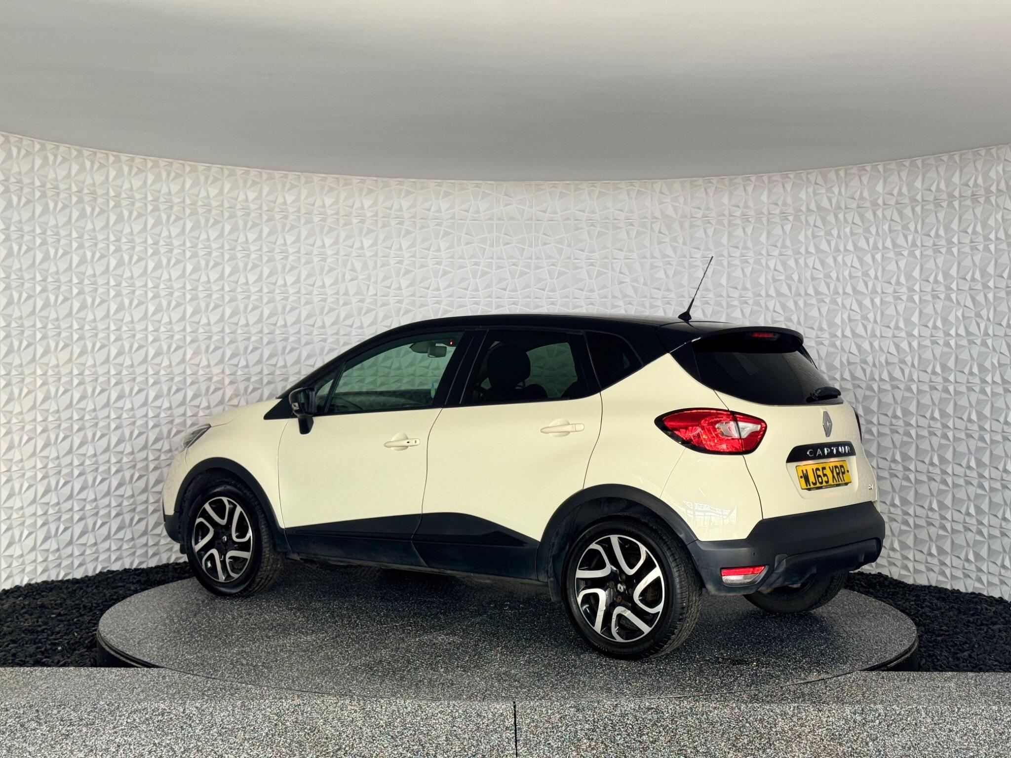 Renault Captur view 13