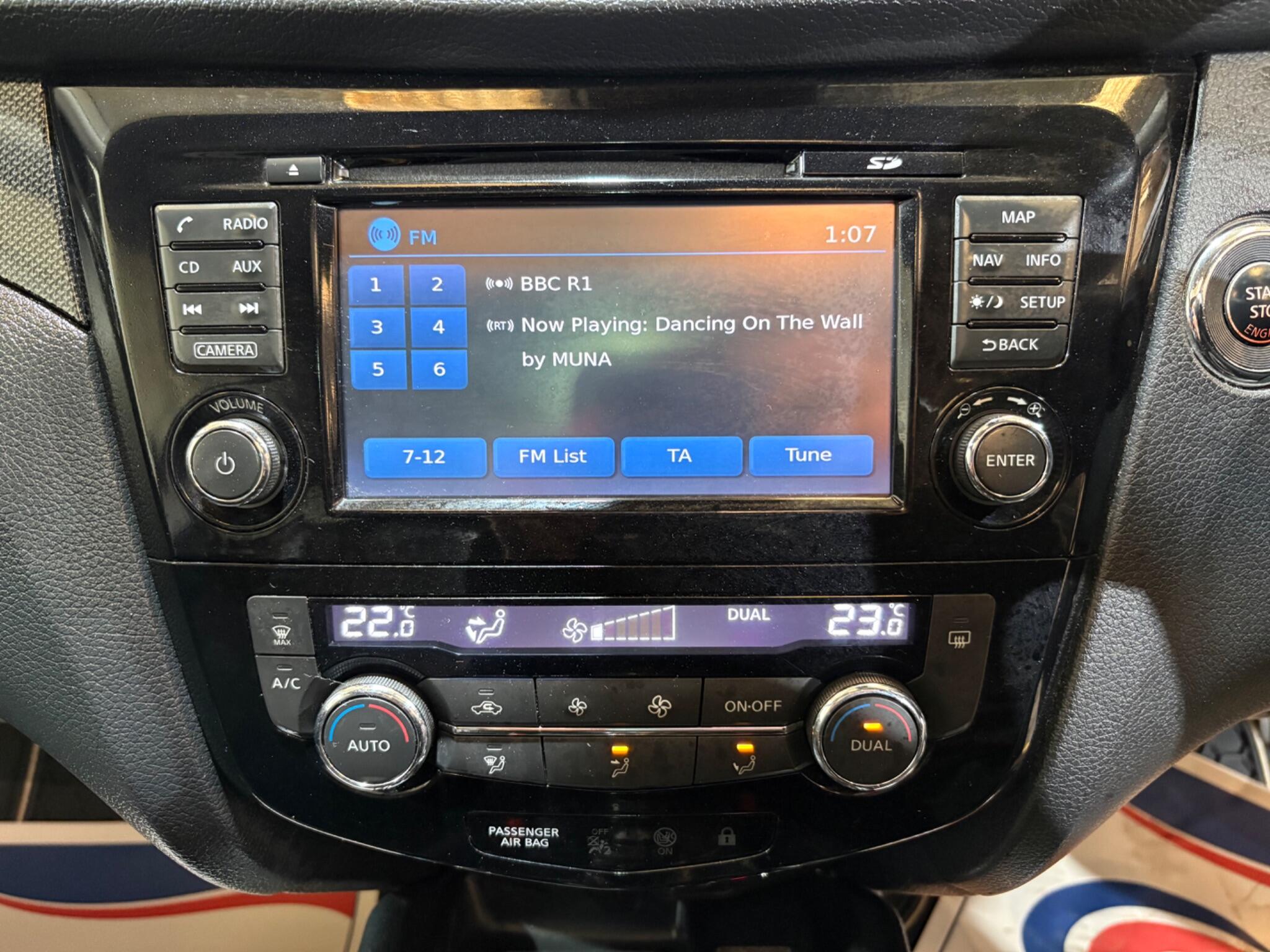 Nissan X-Trail view 18