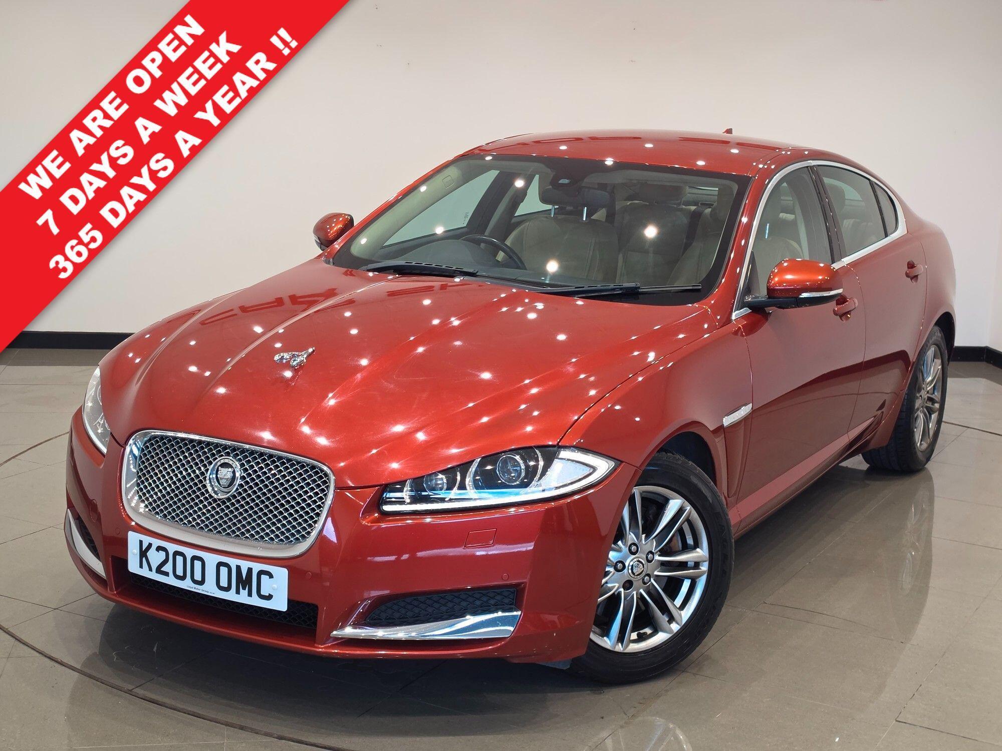 Jaguar XF view 3