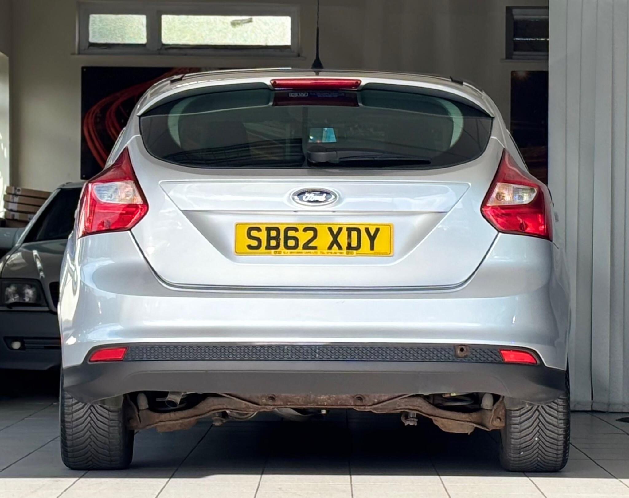 Ford Focus view 7