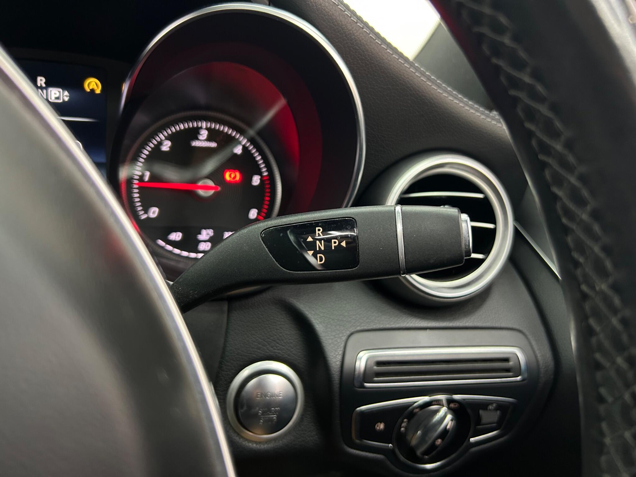Mercedes-Benz C Class view 25
