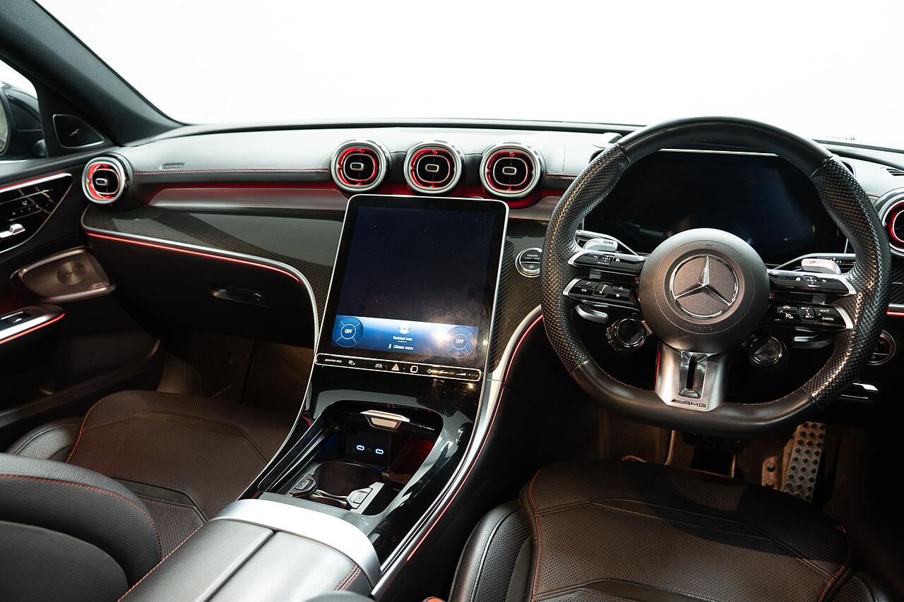 Mercedes-Benz C-Class view 5