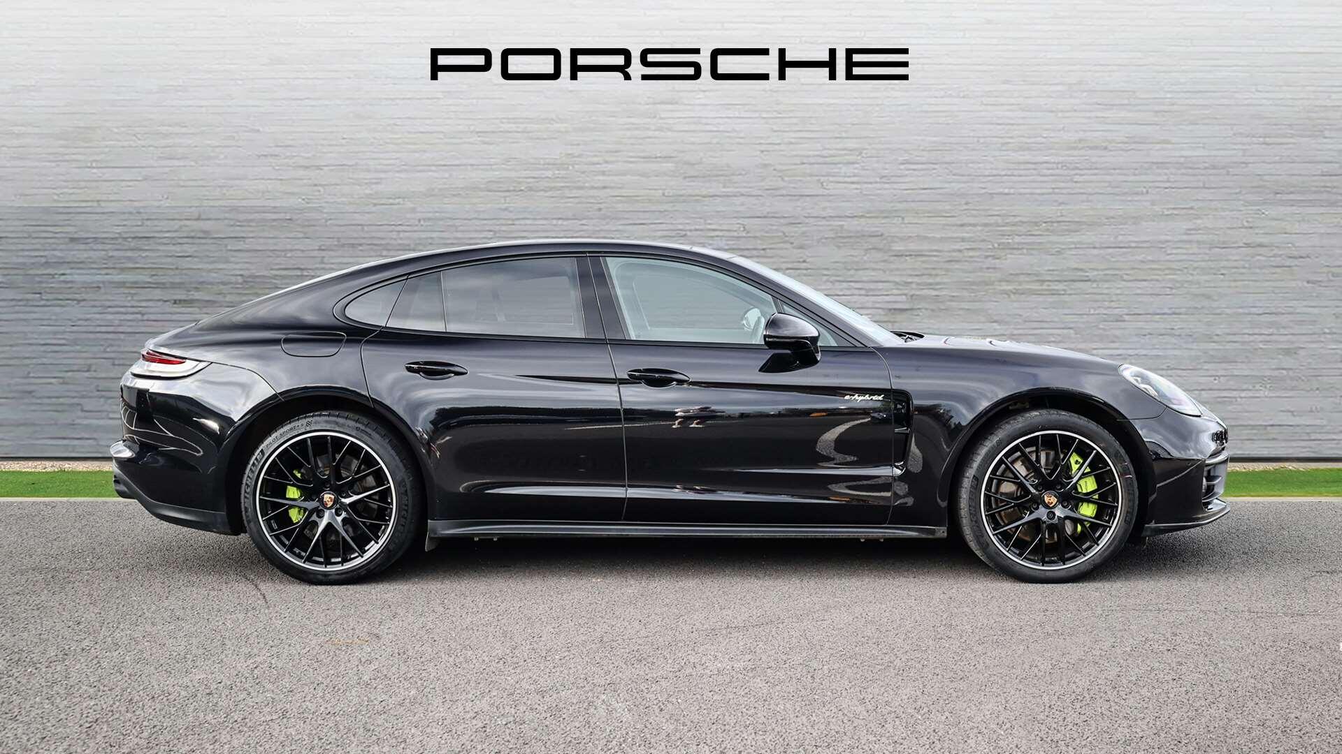 Porsche Panamera view 7