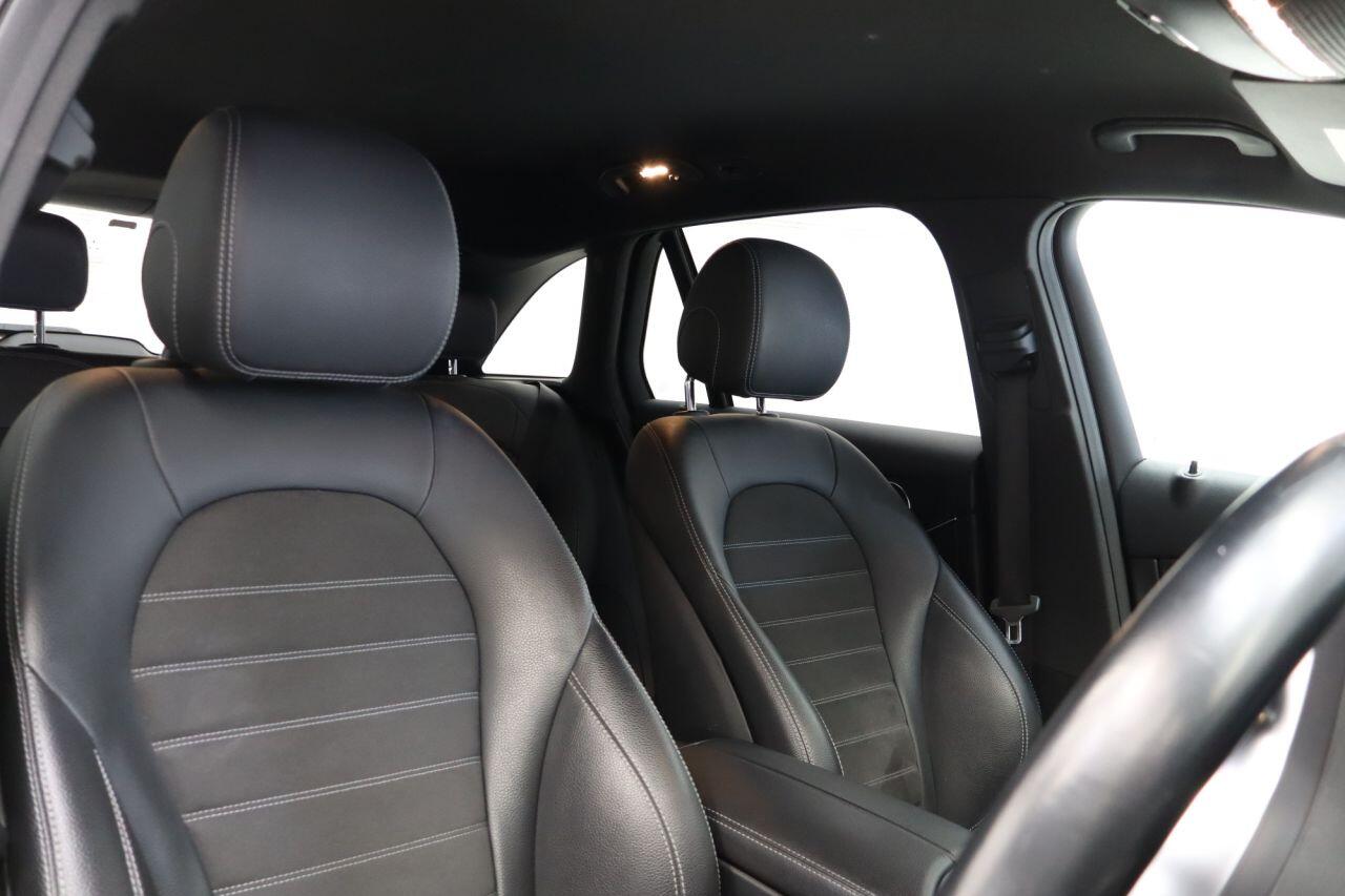 Mercedes-Benz GLC view 9
