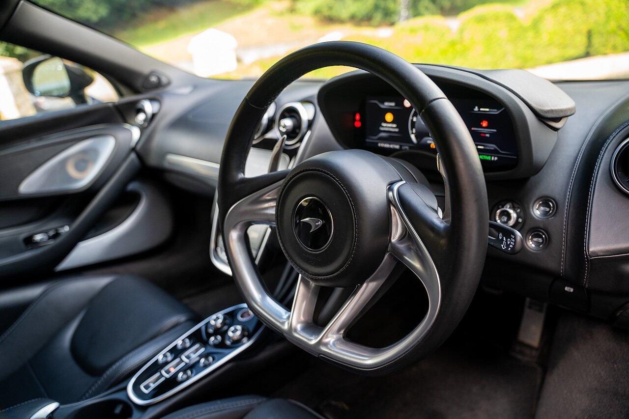 McLaren GT view 59