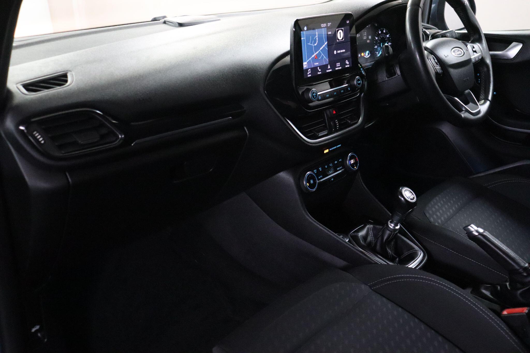 Ford Fiesta view 34