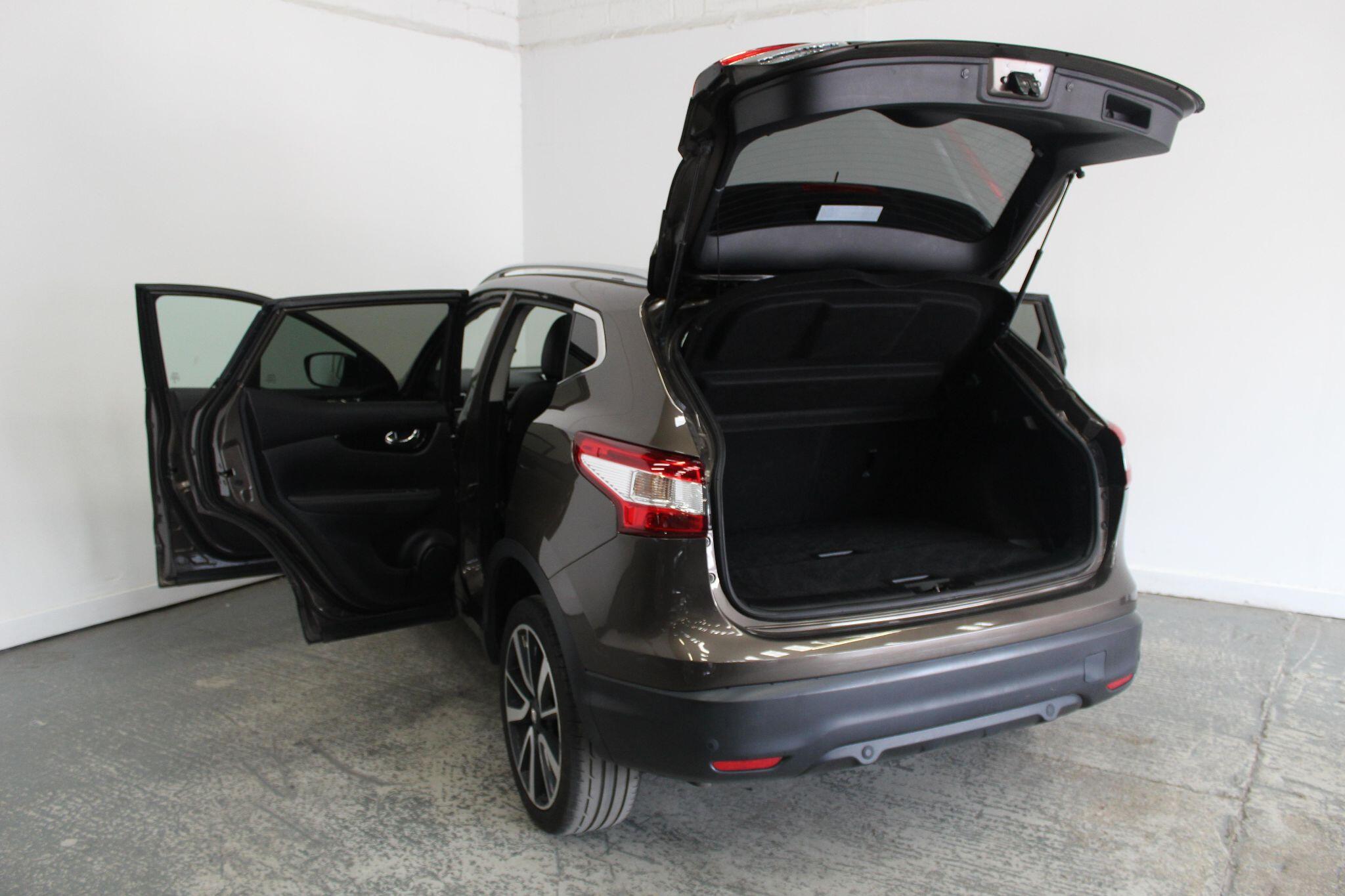 Nissan Qashqai view 23