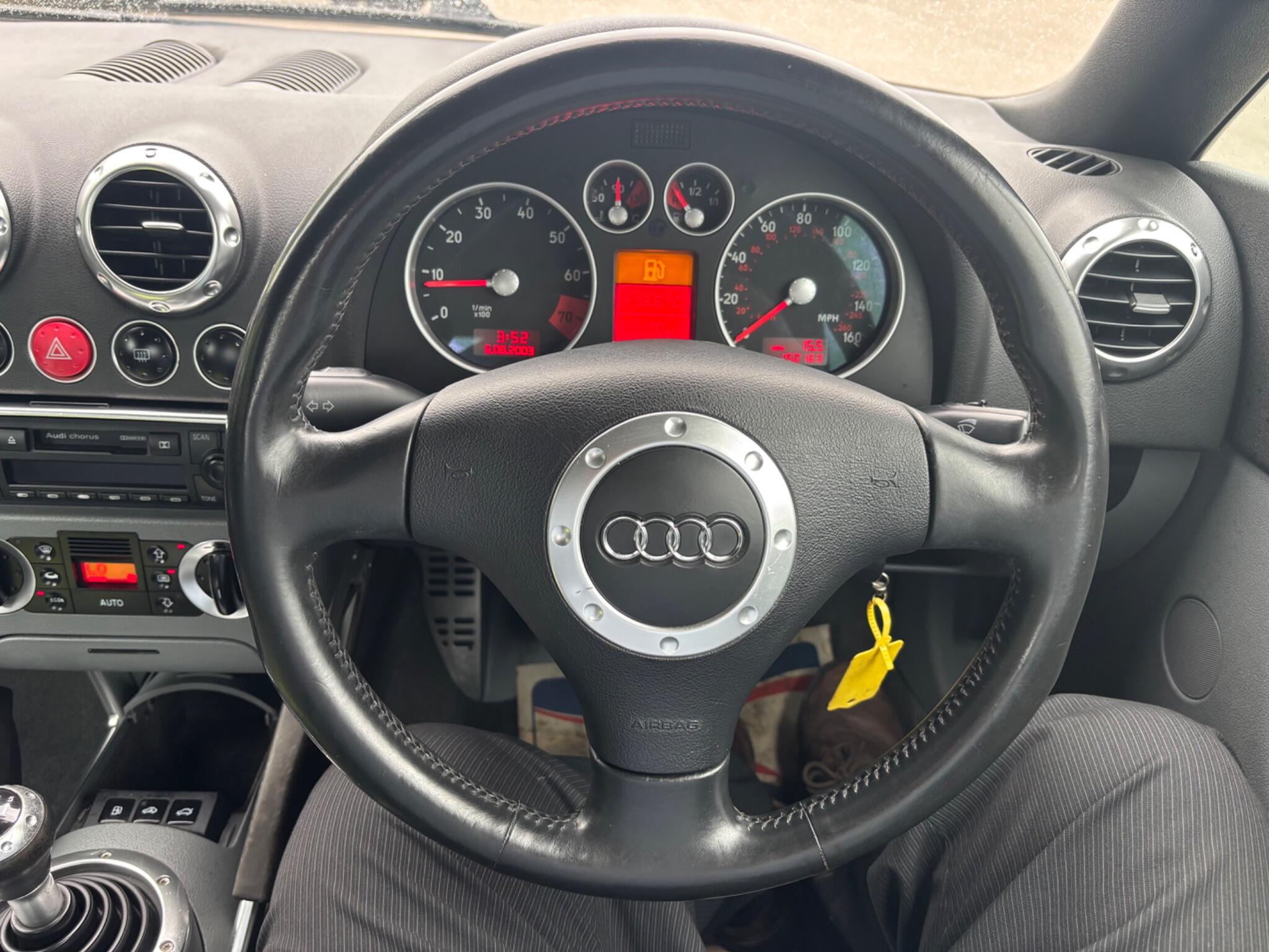 Audi TT view 16