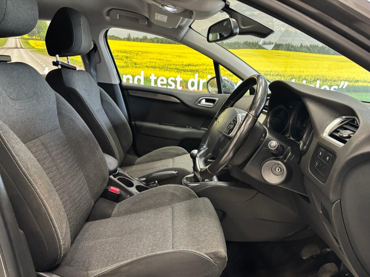 Citroen C4 view 10