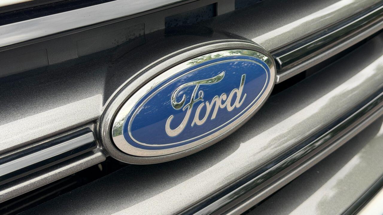 Ford Kuga view 44