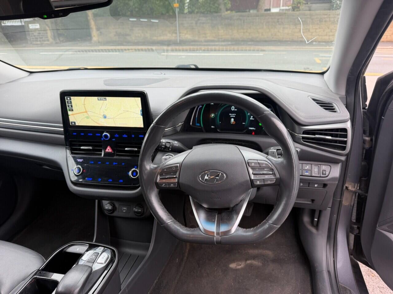 Hyundai IONIQ view 4