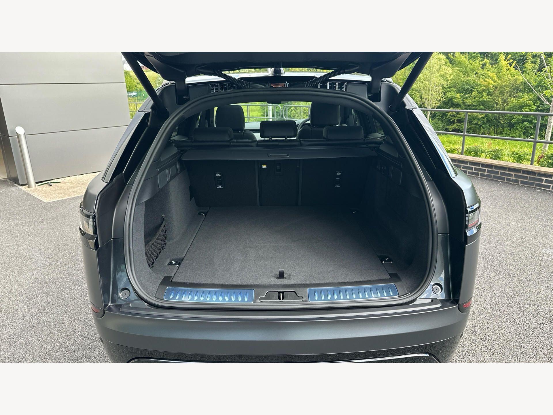 Land Rover Range Rover Velar view 12