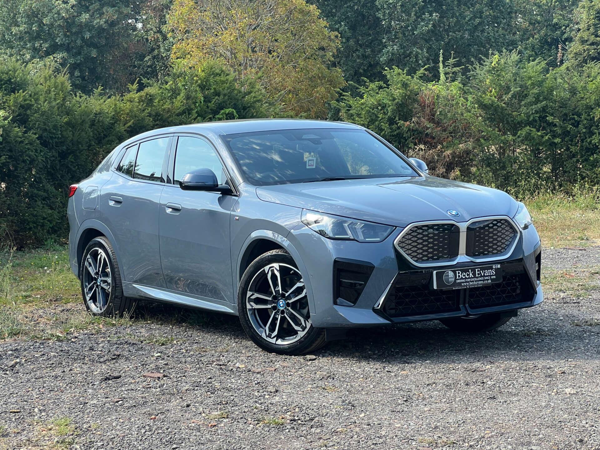 BMW Ix2 view 10