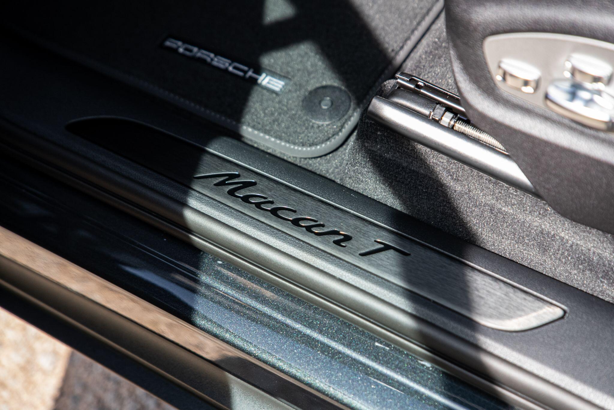 Porsche Macan view 91