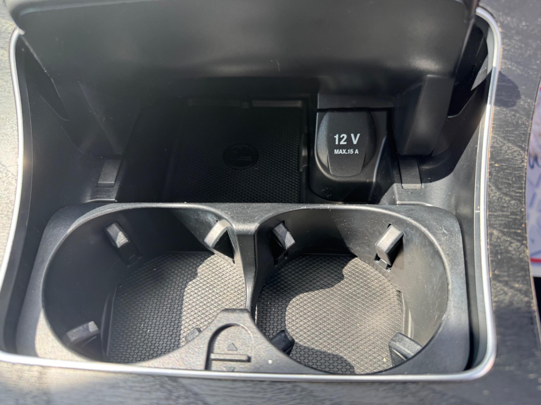 Mercedes-Benz C Class view 10