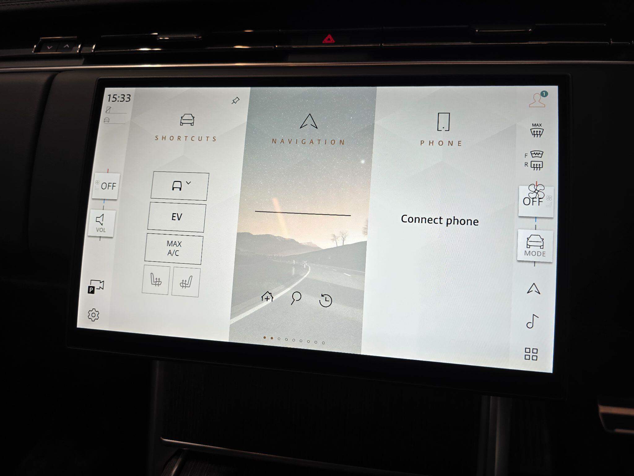 Land Rover Range Rover view 23