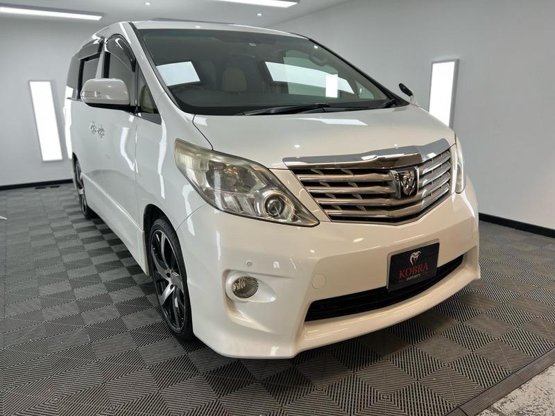2009 Toyota Alphard image 2