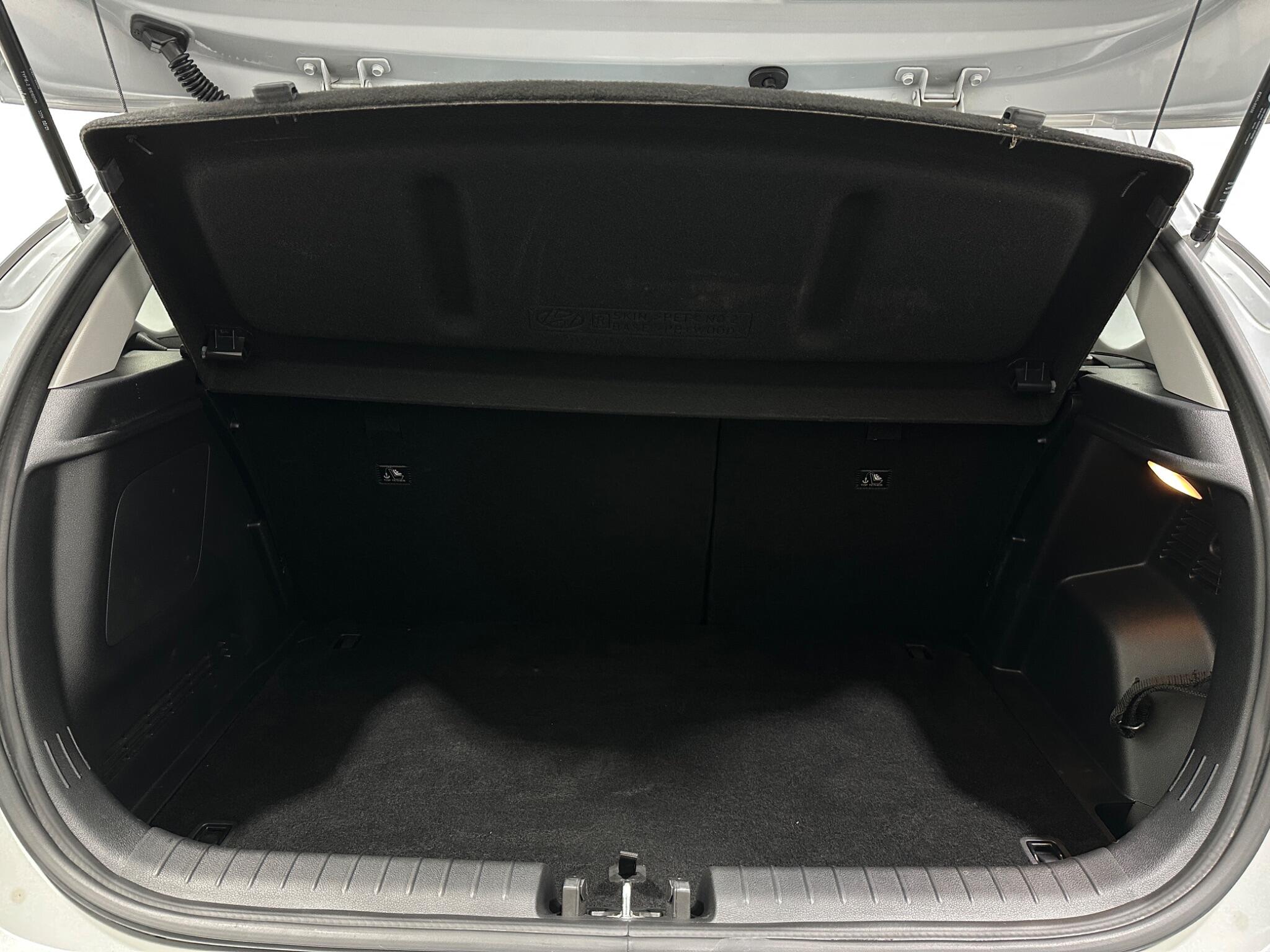 Hyundai i20 view 44