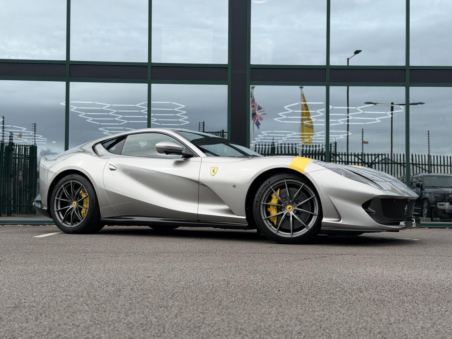 Ferrari 812 view 15
