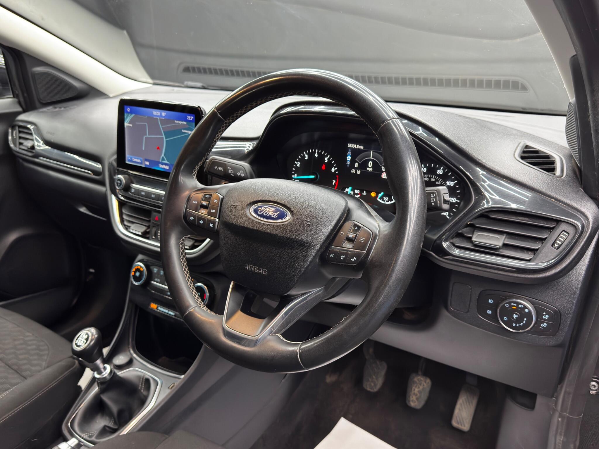 Ford Puma view 9