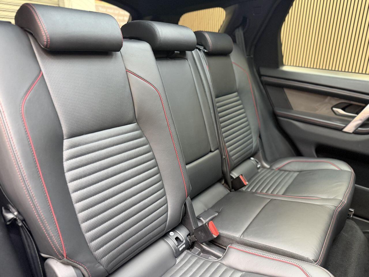 Land Rover Discovery Sport view 23