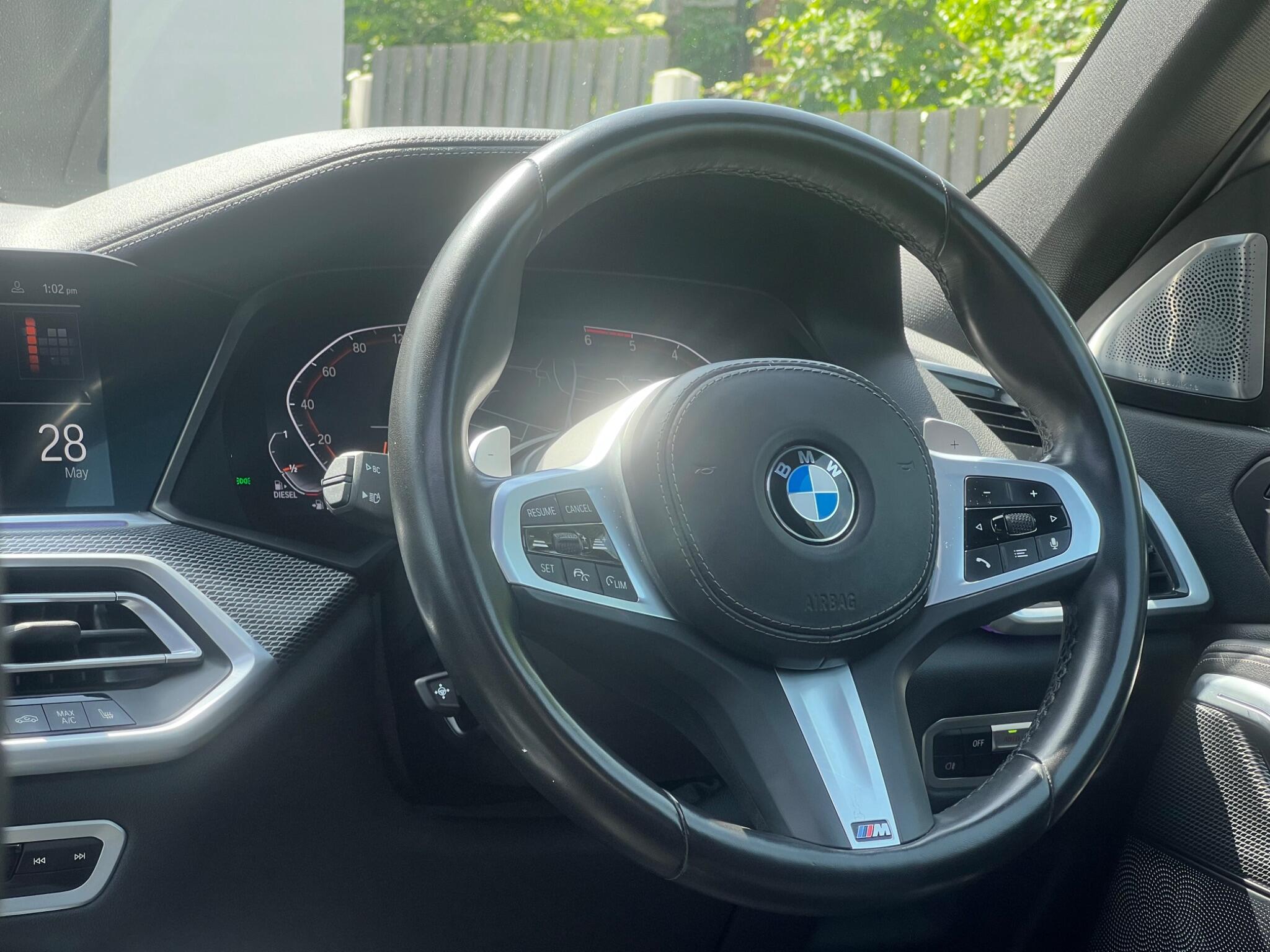 BMW X6 view 42