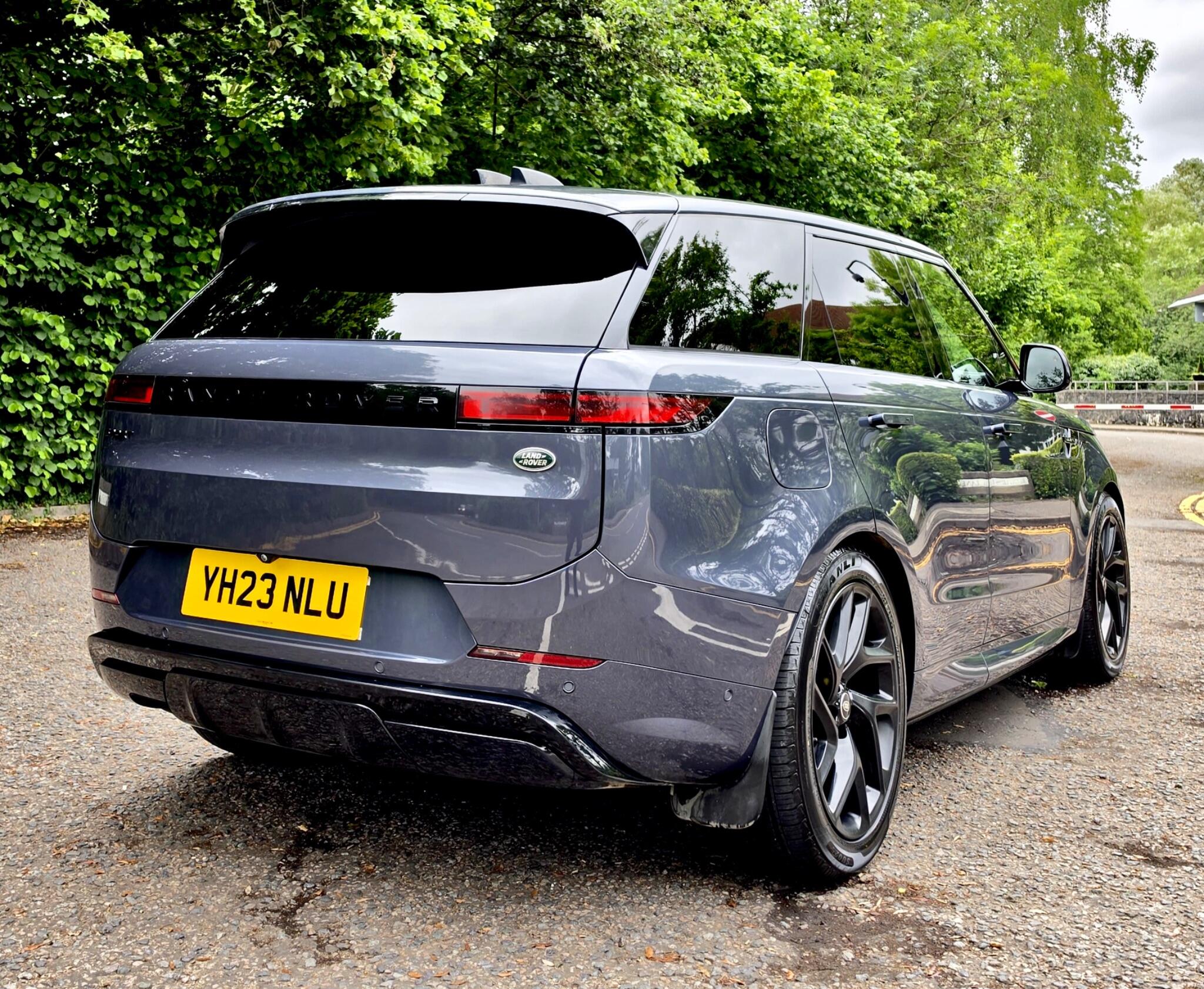 Land Rover Range Rover Sport view 19