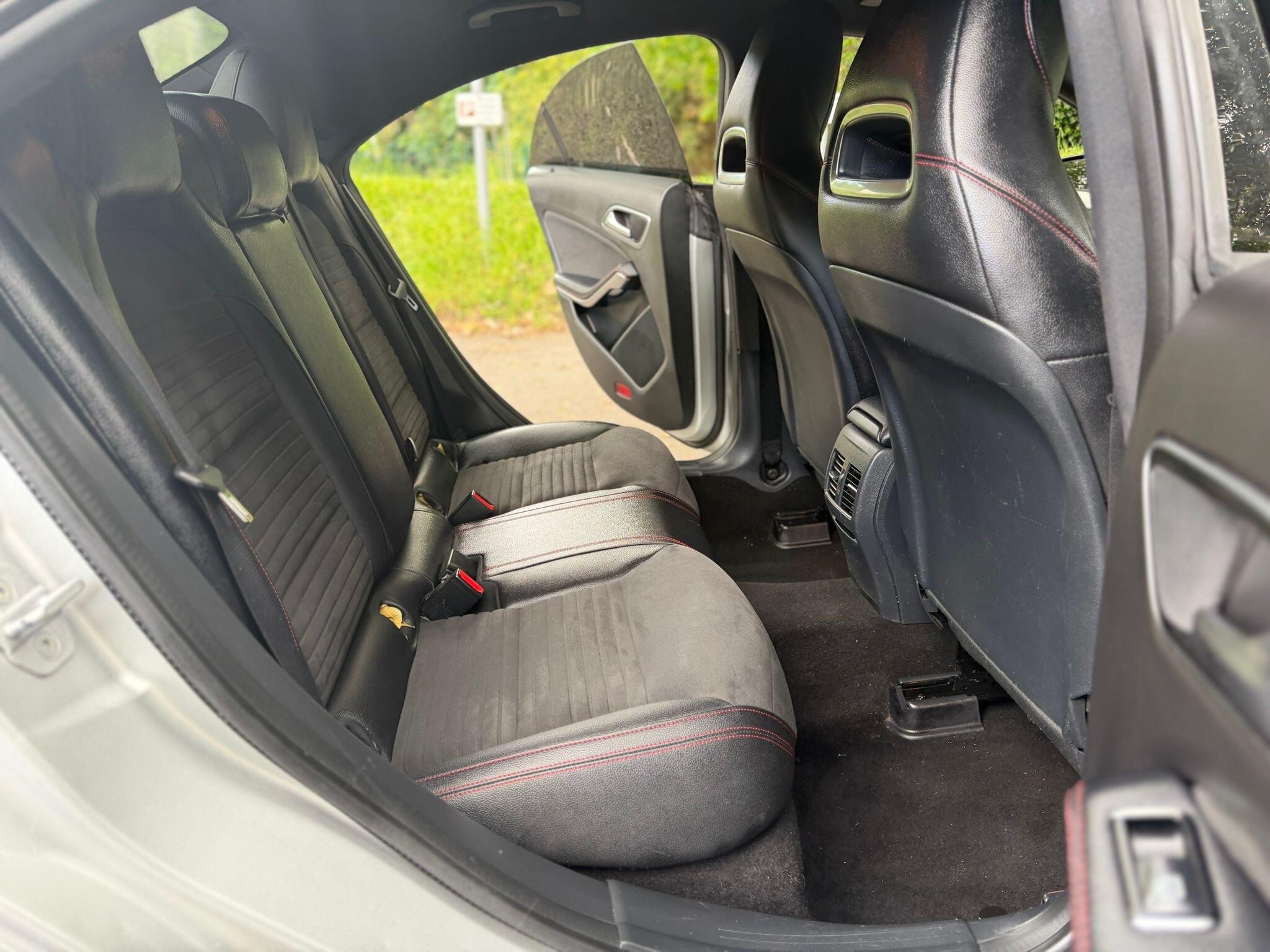 Mercedes-Benz Cla view 17