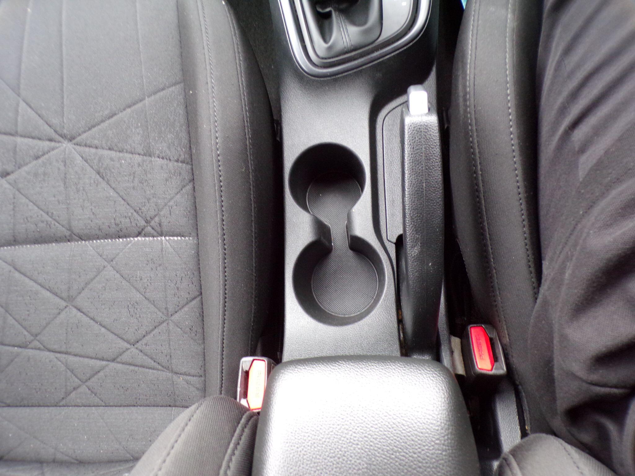 Hyundai Bayon view 25