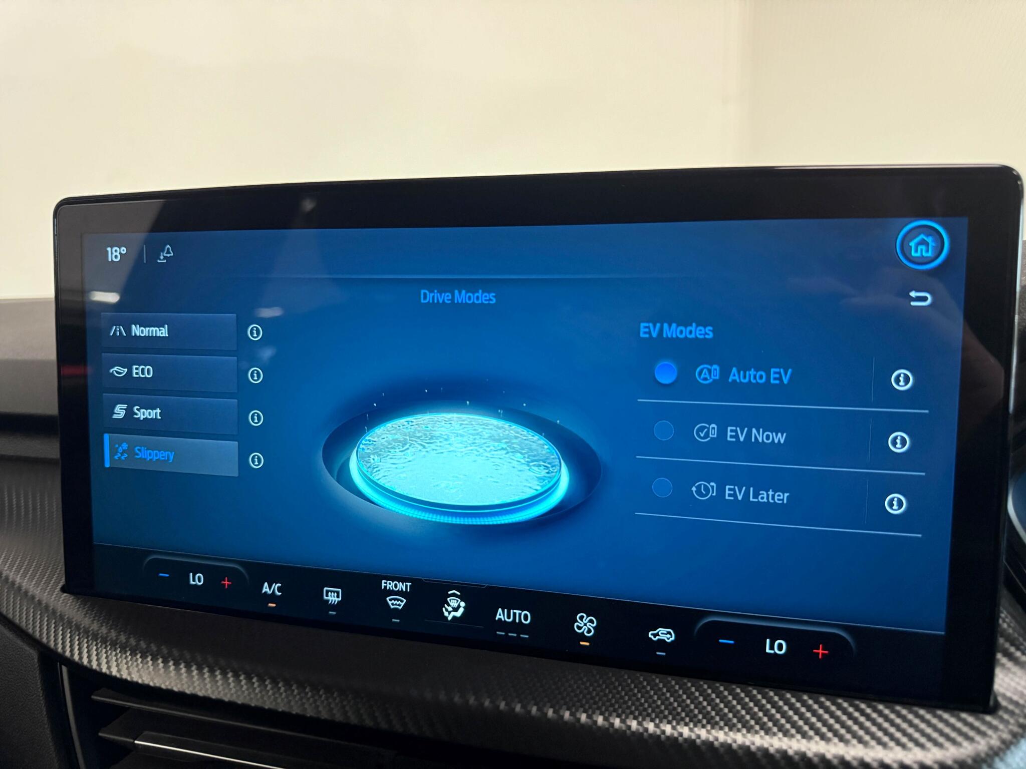 Ford Kuga view 60
